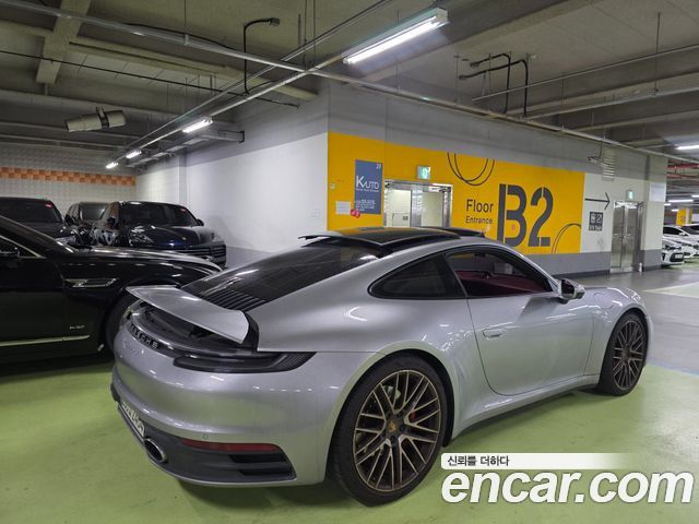 Porsche 911 Carrera 4S - фото 3