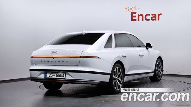 Hyundai Grandeur GN7 2,5 Gasoline 2WD Exclusive - фото 1