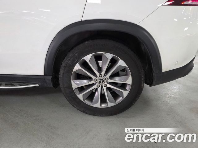 Mercedes-Benz GLE-Class W167 GLE300d 4MATIC - фото 4