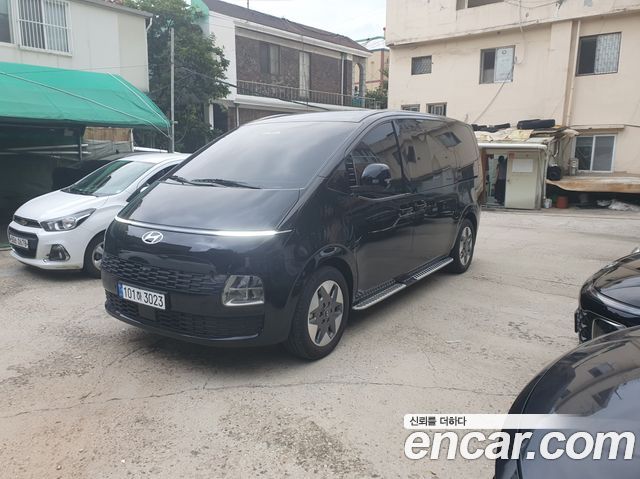 Hyundai Staria Новый HEV 1.6T Tourer 9-Seater Modern - фото 1
