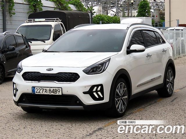 Kia Niro Новый 1.6 HEV Noblesse - фото 1
