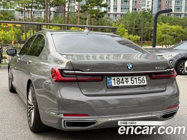 BMW 7-Series G11 730d xDrive Design Pure Excellence - фото 2