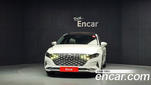 Hyundai Grandeur Новый IG, гибрид Calligraphy - фото 2