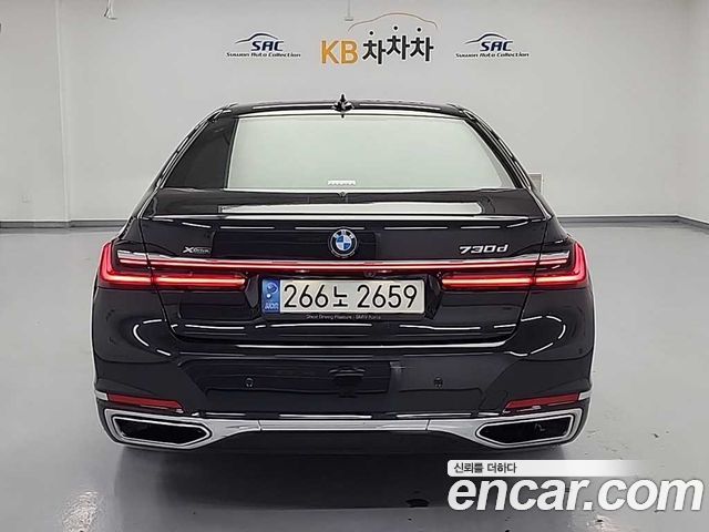 BMW 7-Series G11 730d xDrive Design Pure Excellence - фото 2