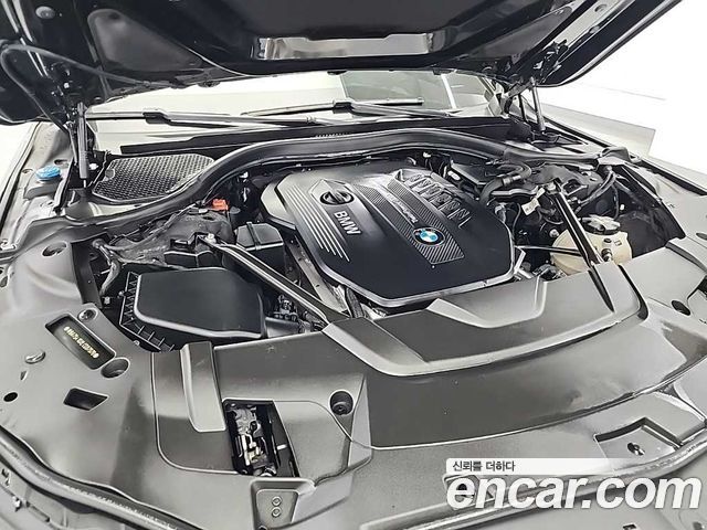 BMW 7-Series G11 730d xDrive Design Pure Excellence - фото 4