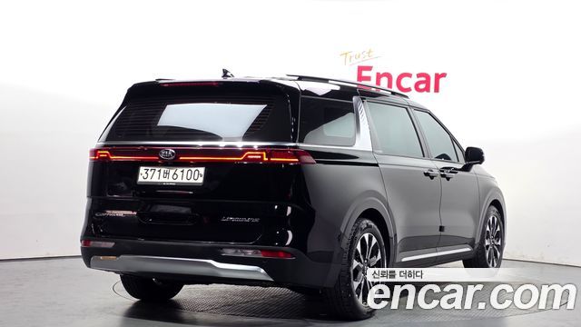 Kia Carnival 4-го поколения 7-Seater Signature - фото 1