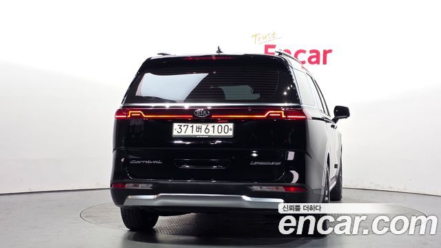 Kia Carnival 4-го поколения 7-Seater Signature - фото 3