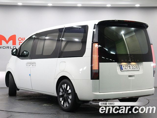 Hyundai Staria 4WD Lounge 9-Seater Inspiration - фото 3