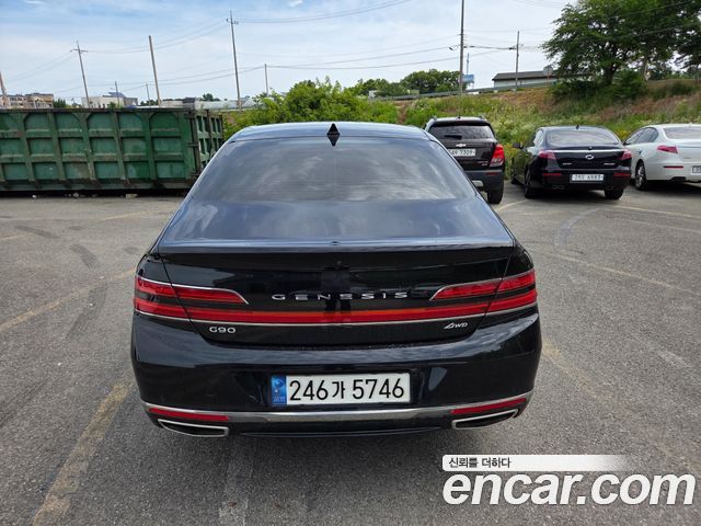 Genesis G90 5.0 AWD Prestige - фото 4