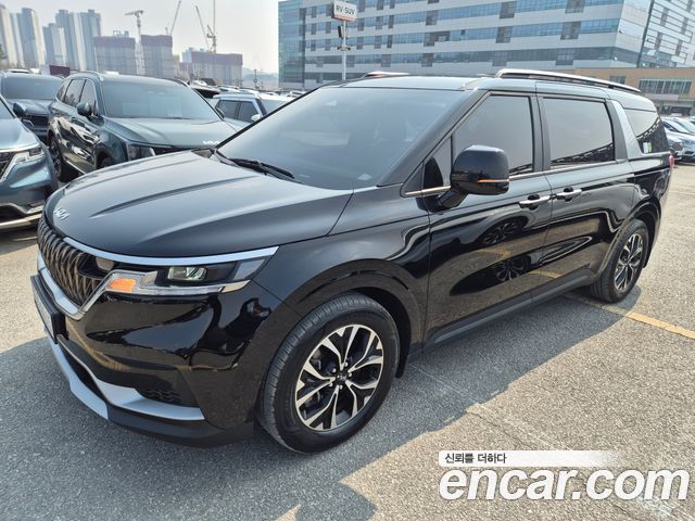 Kia Carnival 4-го поколения 11-Seater Prestige - фото 1