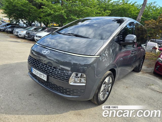 Hyundai Staria Tourer 11-Seater Modern - фото 1