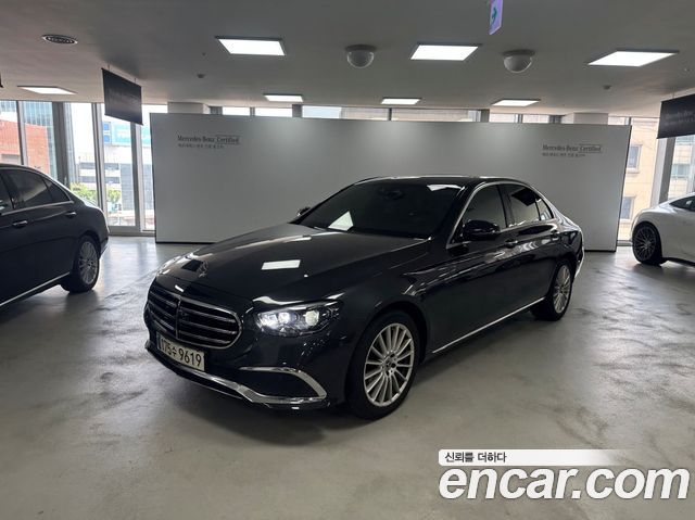 Mercedes-Benz E-Class W213 E250 Exclusive - фото 0