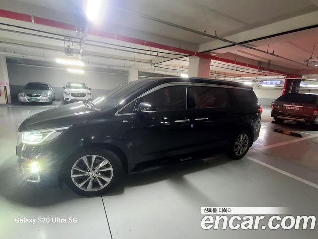 Kia Carnival Новый 9-Seater Prstige - фото 0