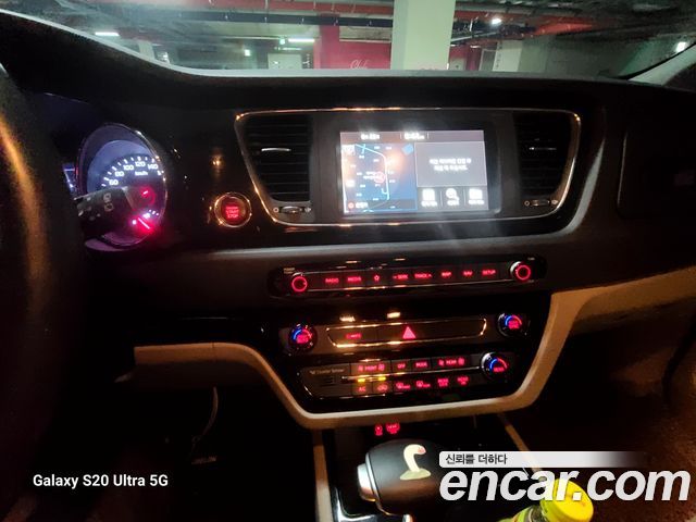 Kia Carnival Новый 9-Seater Prstige - фото 4