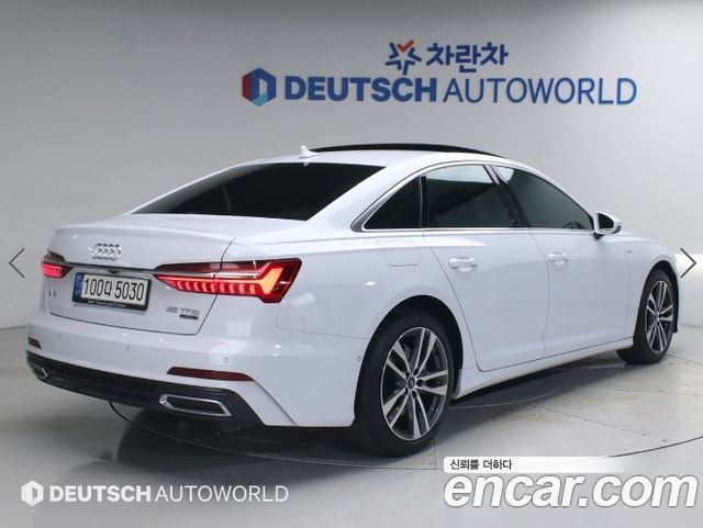 Audi A6 C8 45 TFSI Quattro Premium - фото 1