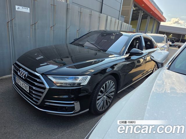Audi A8 D5 60 TFSI Quattro LWB - фото 1
