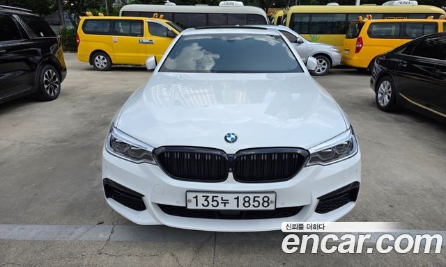 BMW 5-Series G30 530i xDrive M Sport Package Plus - фото 1