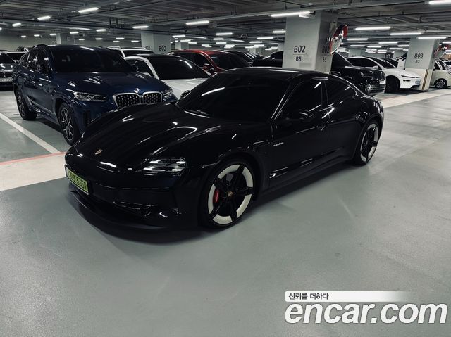 Porsche Taycan 4S - фото 0