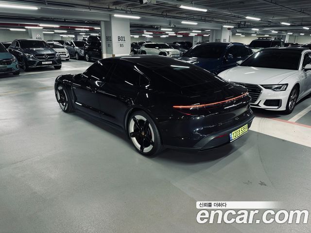 Porsche Taycan 4S - фото 2