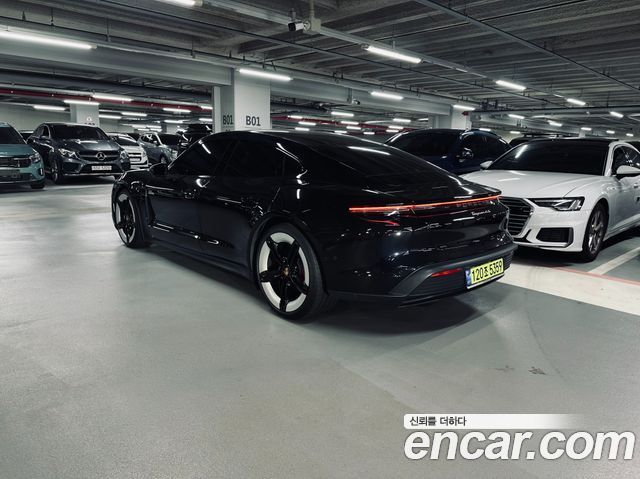 Porsche Taycan 4S - фото 3