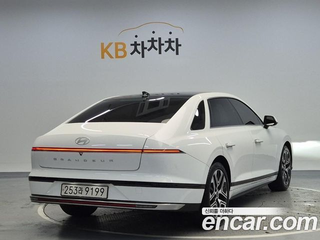 Hyundai Grandeur GN7, гибрид Premium - фото 2