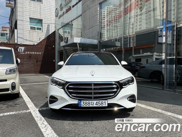 Mercedes-Benz E-Class W214 E300 4MATIC Exclusive - фото 2