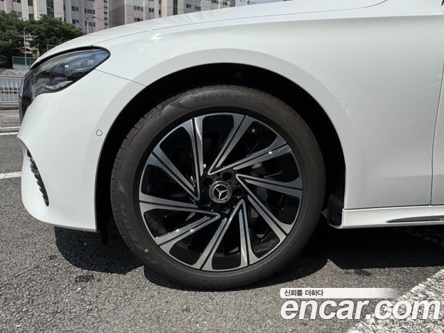 Mercedes-Benz E-Class W214 E300 4MATIC Exclusive - фото 4