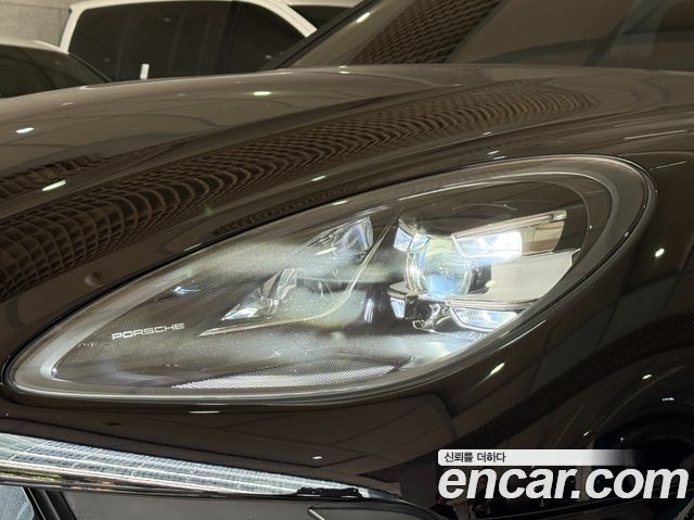 Porsche Macan 2.0 95B - фото 2