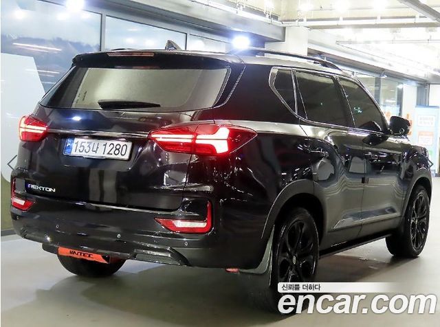 SsangYong Rexton Совершенно новый Diesel 2.2 4WD The Black - фото 3