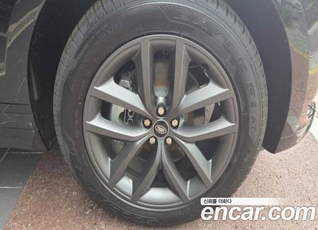 Land Rover Range Rover Velar 2.0 P250 Dynamic SE - фото 3