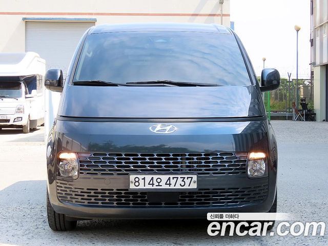 Hyundai Staria Cargo 5-Seater Modern - фото 0