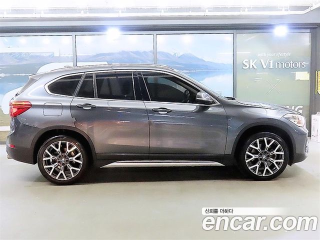 BMW X1 F48 xDrive 20i xLine - фото 2