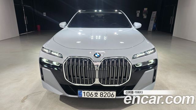 BMW 7-Series G70 740d xDrive M Sport - фото 2
