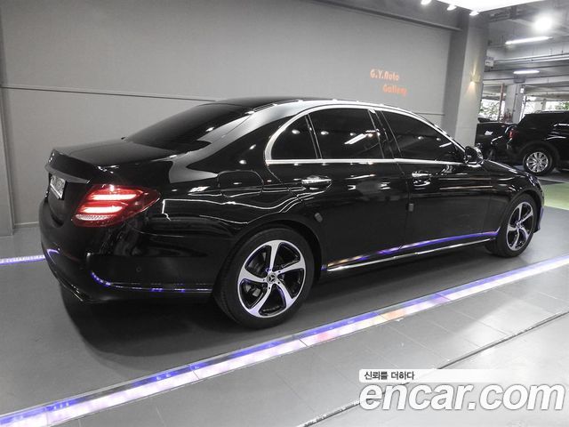 Mercedes-Benz E-Class W213 E250 Avantgarde - фото 2