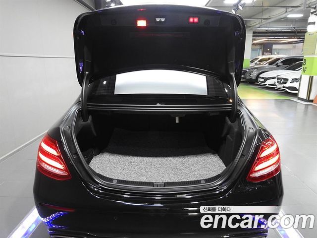 Mercedes-Benz E-Class W213 E250 Avantgarde - фото 4