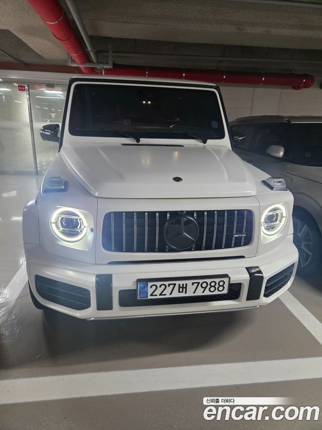 Mercedes-Benz G-Class AMG G63 - фото 0