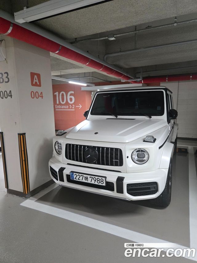 Mercedes-Benz G-Class AMG G63 - фото 1