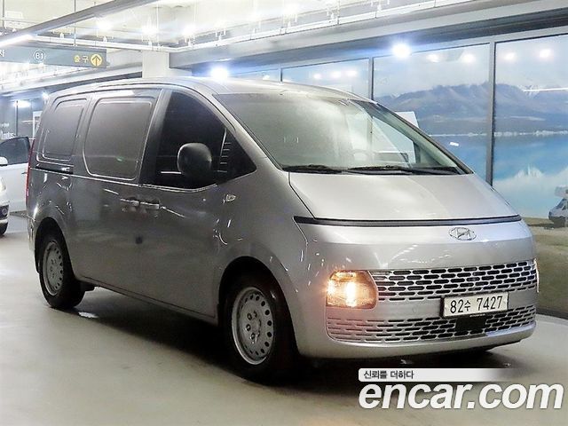 Hyundai Staria Cargo 3-Seater Smart - фото 0