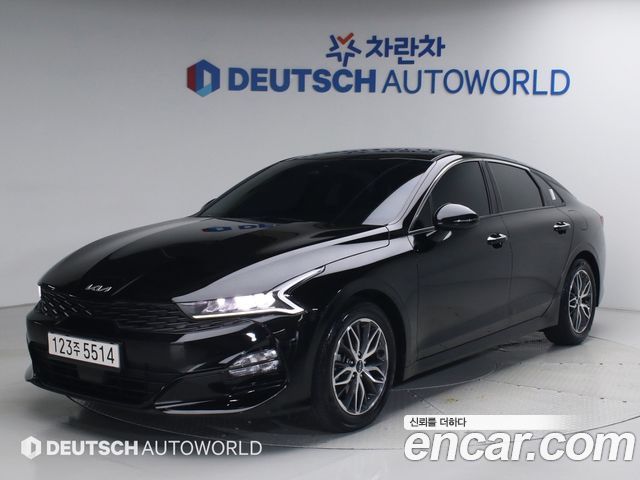 Kia K5 3-го поколения 2.0 Prestige - фото 0