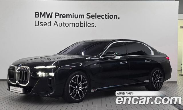 BMW 7-Series G70 740d xDrive M Sport - фото 0