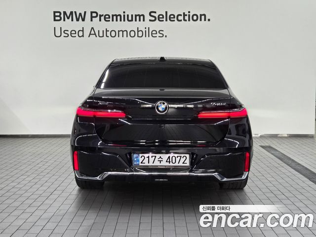 BMW 7-Series G70 740d xDrive M Sport - фото 2