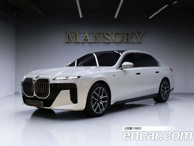 BMW 7-Series G70 740d xDrive M Sport - фото 1