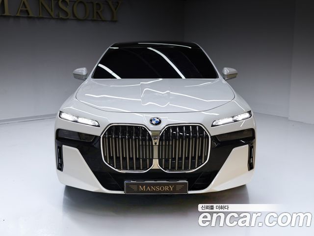 BMW 7-Series G70 740d xDrive M Sport - фото 2