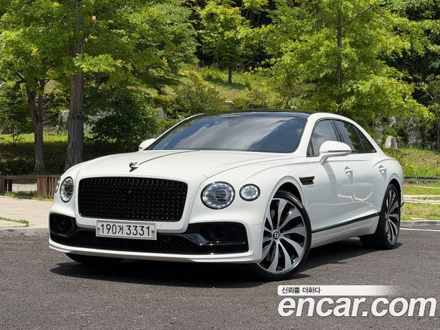 Bentley Flying Spur 3-го поколения 4.0 Azure - фото 0