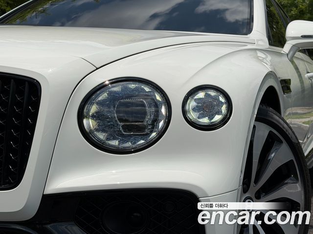 Bentley Flying Spur 3-го поколения 4.0 Azure - фото 1