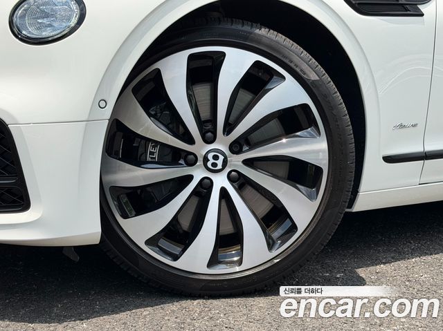 Bentley Flying Spur 3-го поколения 4.0 Azure - фото 4