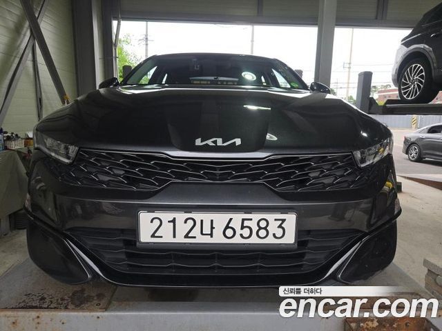 Kia K5 3-го поколения 2.0 LPI(Renter car) Trandy - фото 0