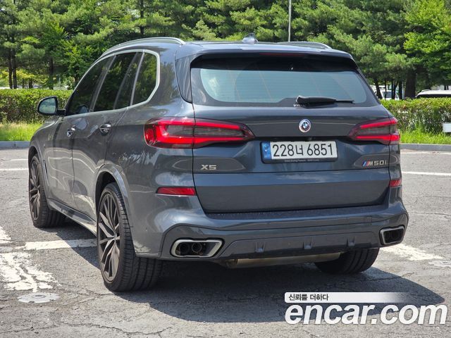 BMW X5 G05 M50i - фото 1