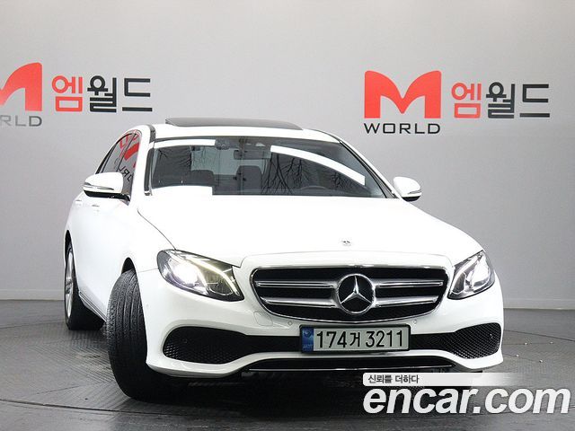 Mercedes-Benz E-Class W213 E200 Avantgarde - фото 1