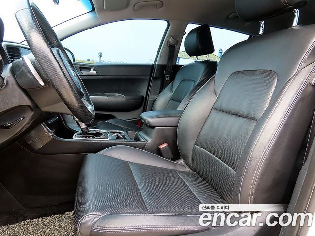 Kia Sportage Diesel 2.0 2WD Prestige - фото 4